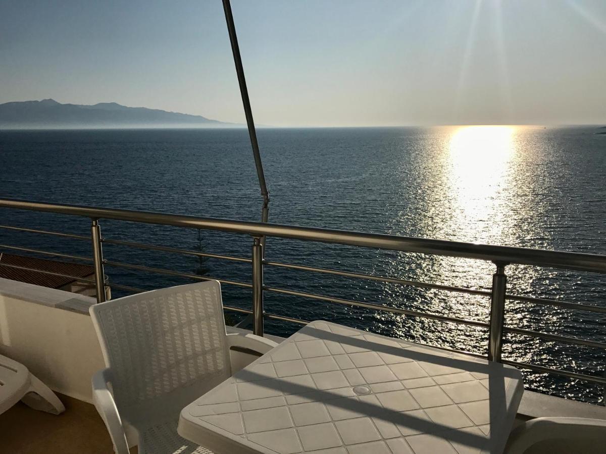 Seaside View Apartment Sarande Exterior photo
